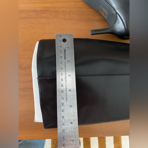 Kurt Geiger Black Heeled Boots - Picture 8 of 9